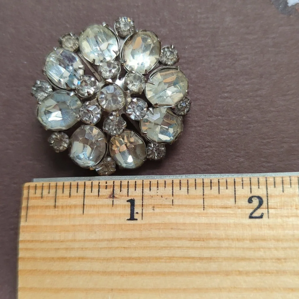 Vintage Pin Rhinestone Crystal Brooch Elegant Glamour Hollywood Bling Sparkle